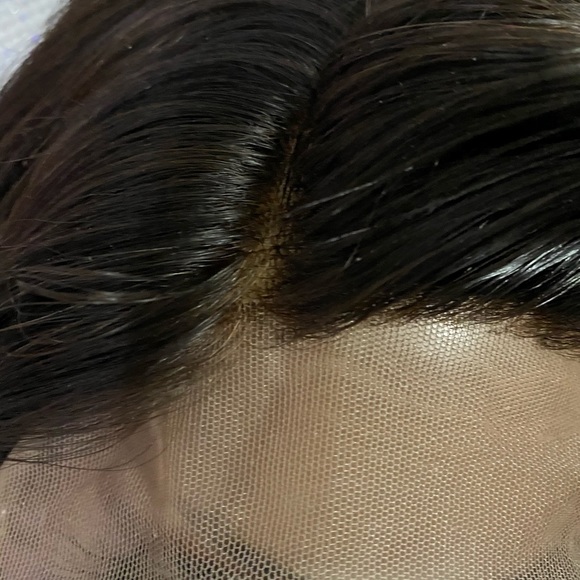 🔥 10” 2-Tone 1b& Blonde Bob 💯Human Hair Wig 🔥 - Picture 7 of 8